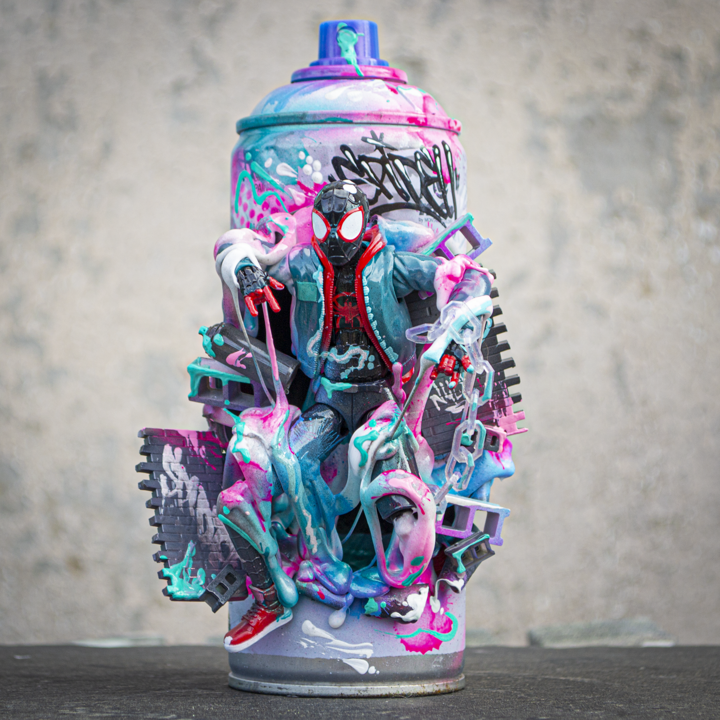 "ULTRA MORALES” 7" BOMBER