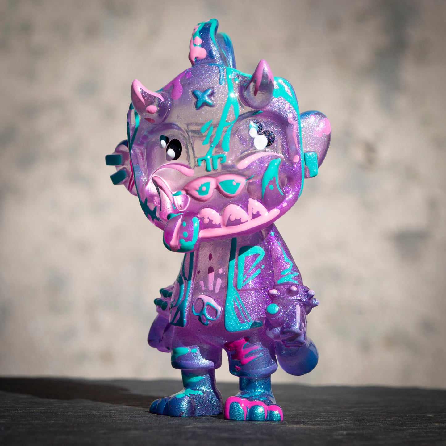 “BUBBLE GUM DRUNK PUNK" X CHRIS DOKEBI CUSTOM DESIGNER TOY